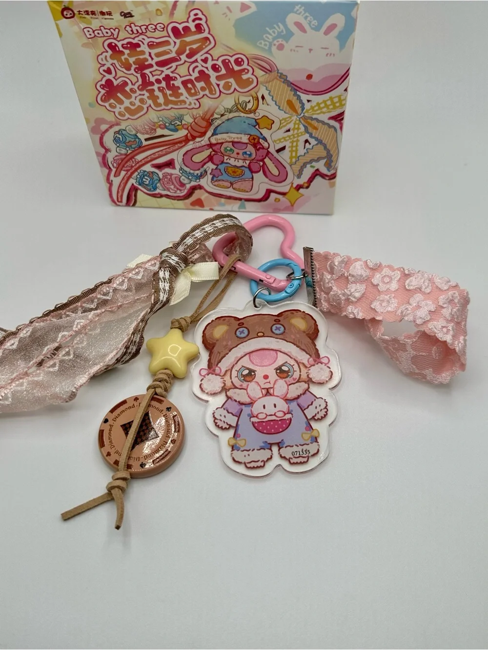 Baby Three BB3 Acrylic Keychain Love Chain Bag Charm Ribbon Heart Carabiner Clip